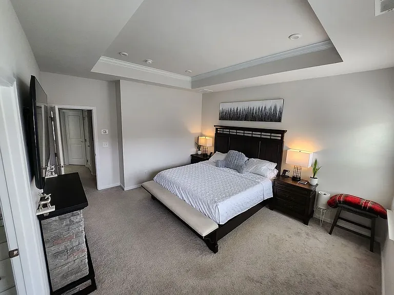 WITH FURNITURE ALOT EXTRA SPACE FOR SOFA OR RELAXING CHAIR
