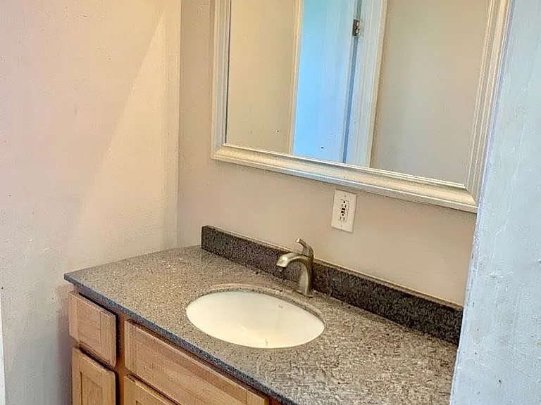 4607 Fall Ave — Photo 12