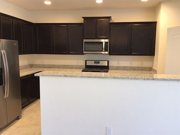 5th image of 11668 W Thomas Arron Dr