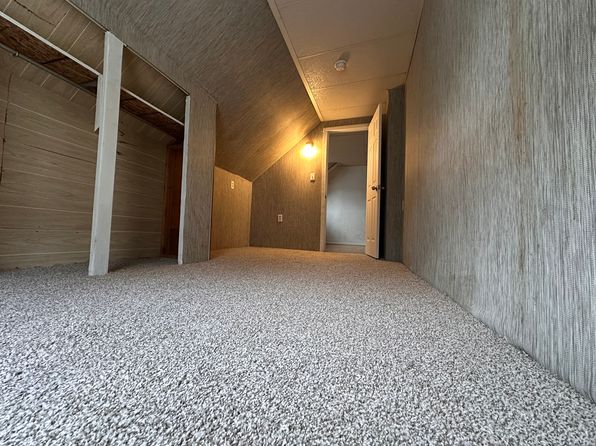 (undisclosed Address)