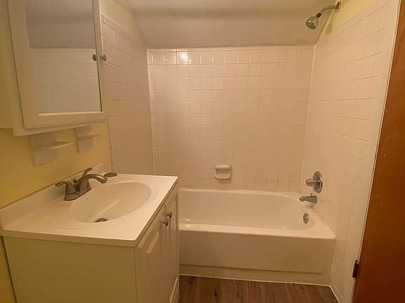 2nd image of 521 S Randolph St #12268054