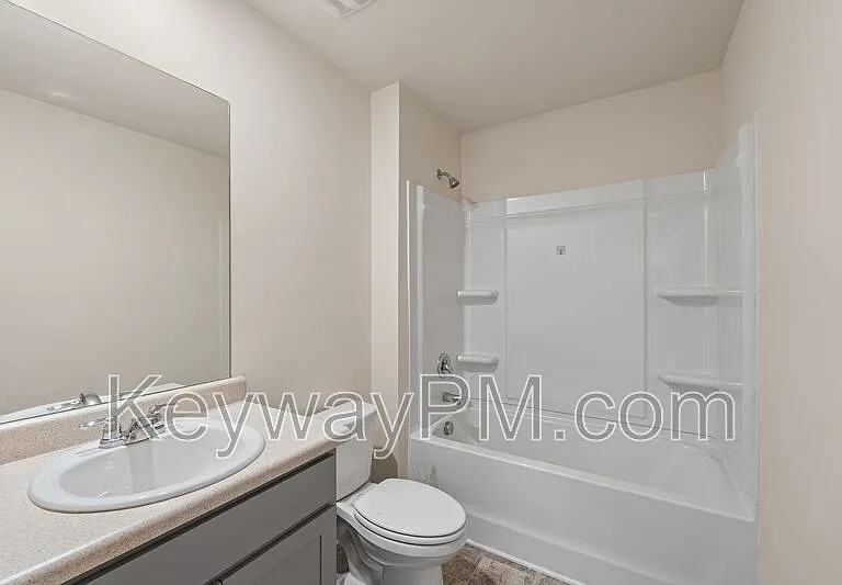3262 Carmine Ave — Photo 22