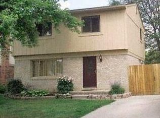12152 Berwyn, Redford, MI 48239