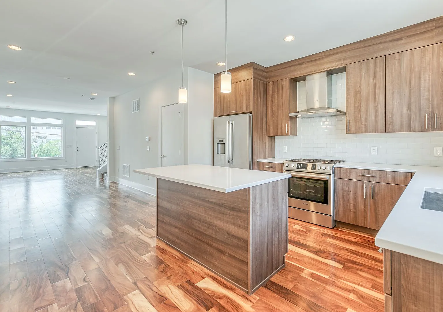 Queen Village Townhome with Parking — Photo 1