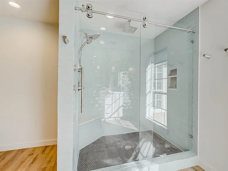 926 Heights Blvd — Photo 16