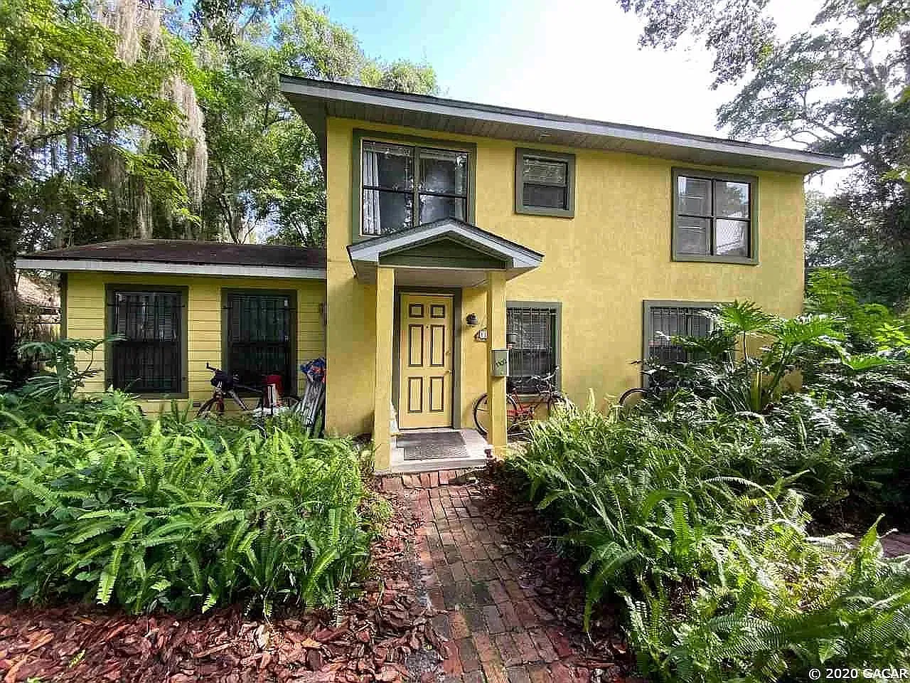 3 bed, 1144 sqft, $2,600 — Photo 2