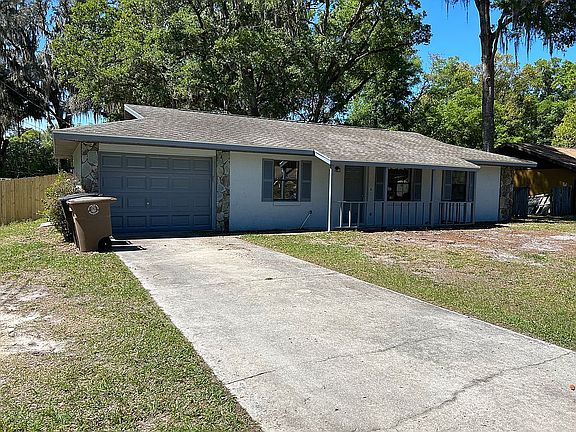 3rd image of 2702 NE 6th Ave