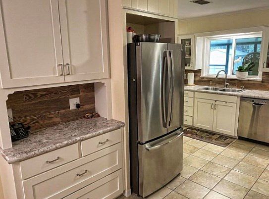3rd image of 1531 Walnut Dr