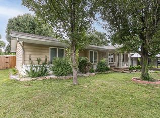 689 W Westview St, Springfield, MO 65807
