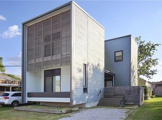 2120 Harmony St, New Orleans, LA 70115