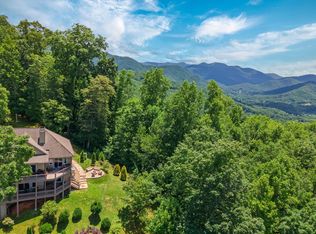 129 Skyline Park Dr, Franklin, NC 28734