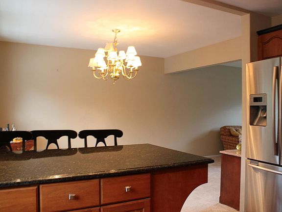 4th image of 2132 Saw Mill Ln