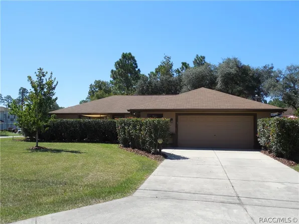 9790 N Lathyrus Ter, Citrus Springs, FL 34433