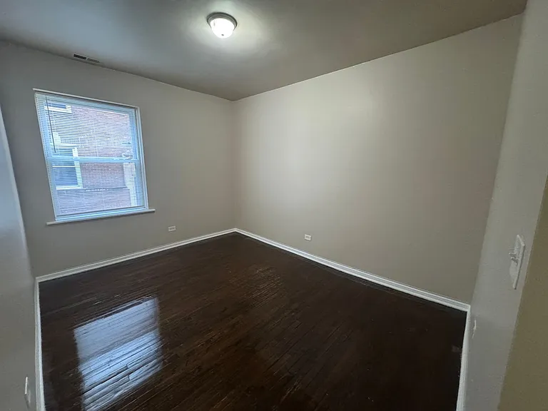 7014-18 S Sangamon St — Photo 33