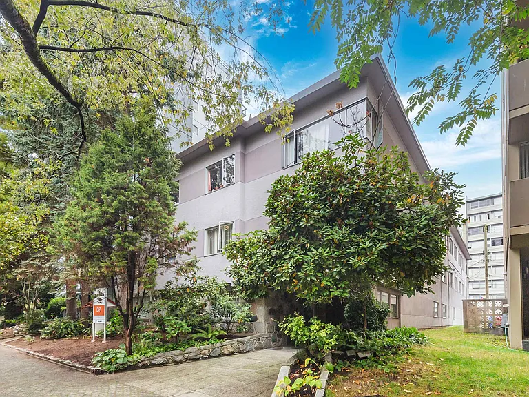 1925 Nelson St #105 — Photo 15