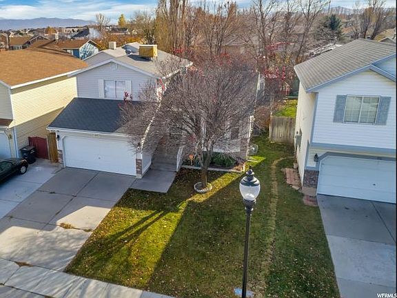 2nd image of 4927 W Wake Robin Dr