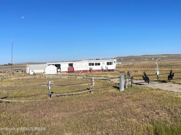 55 Lone Wolf Rd, Pinedale, WY 82941