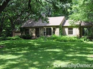 12 Manitoba Rd, Hopkins, MN 55305