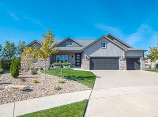 17 Catherine Ct, O'Fallon, MO 63366