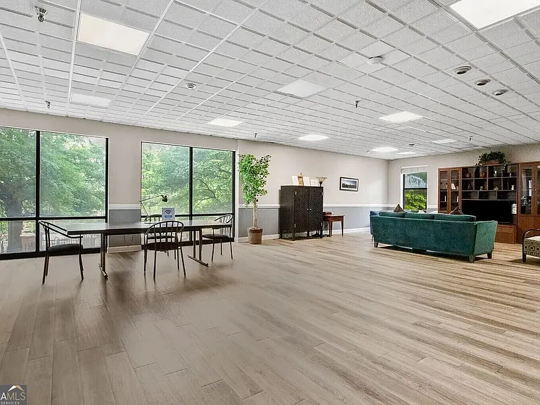 375 Ralph McGill Blvd NE #1305 — Photo 15
