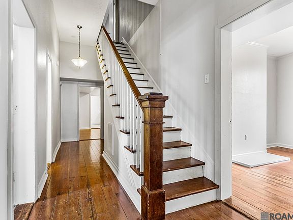 2nd image of 758 Royal St