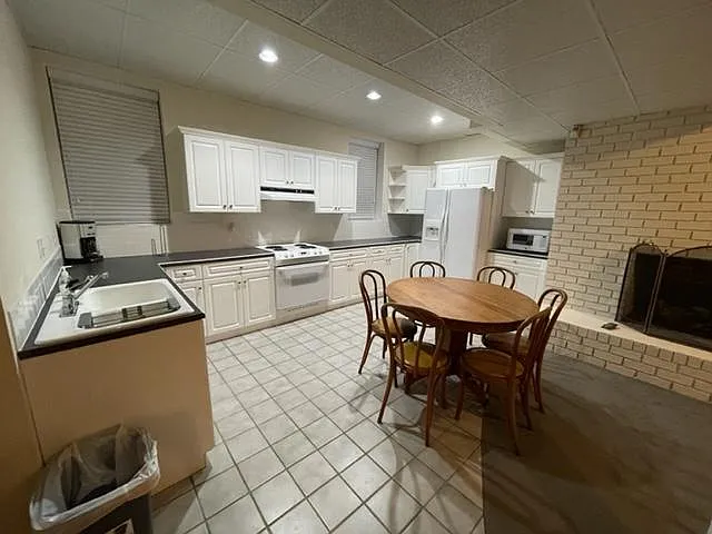 4033 Columbine Cir — Photo 3