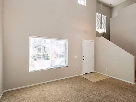 3rd image of 5313 La Quinta Hills St