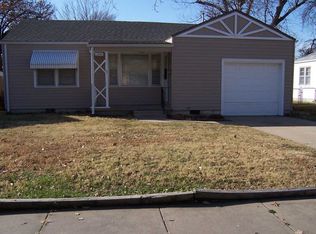 1919 S Volutsia Ave, Wichita, KS 67211