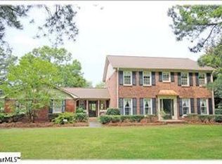 105 Pecan Hill Dr, Simpsonville, SC 29681