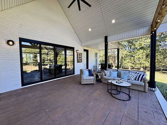 5th image of 418 Creekmore Rd