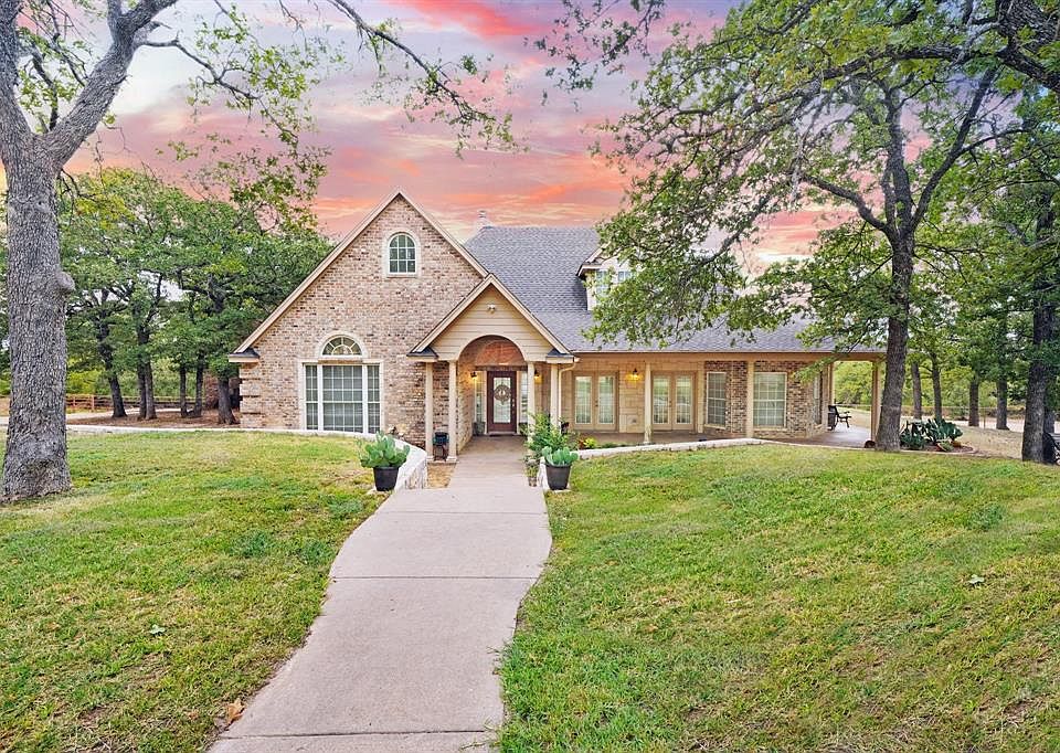 1st image of 1495 Sarra Ln #B
