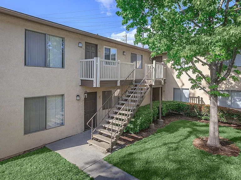 Ridgewood Village Apartment Homes — Photo 6