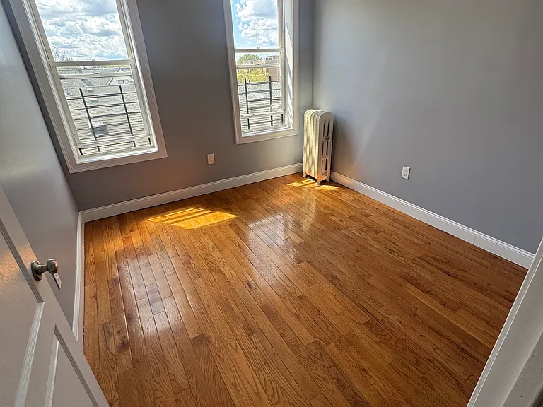 1204-06 Kennedy Blvd #35 — Photo 7