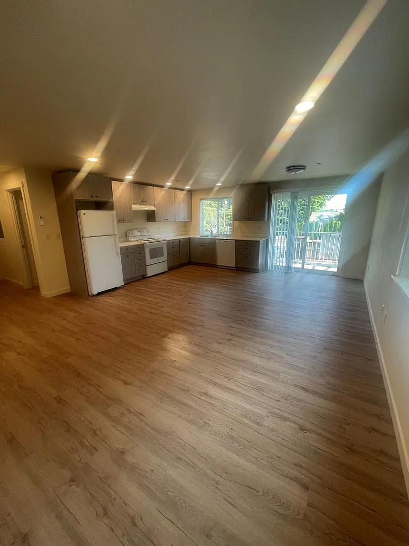 Ferncrest Apartments — Photo 3