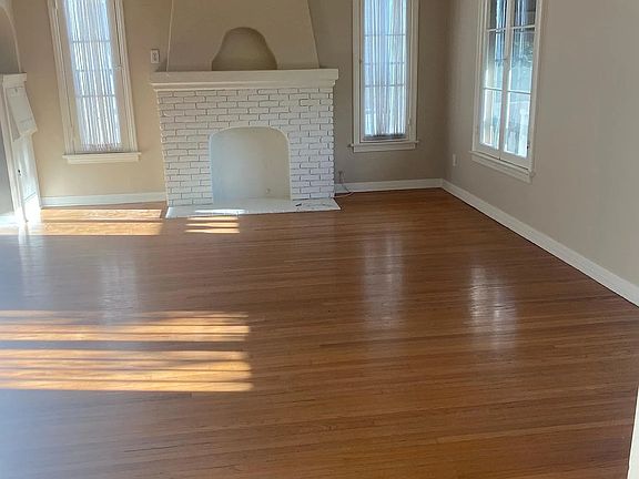 2nd image of 233 Granada Ave #B