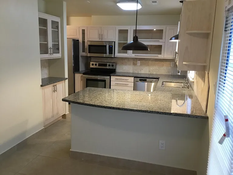 1910 Spanish Oaks Dr SE — Photo 6