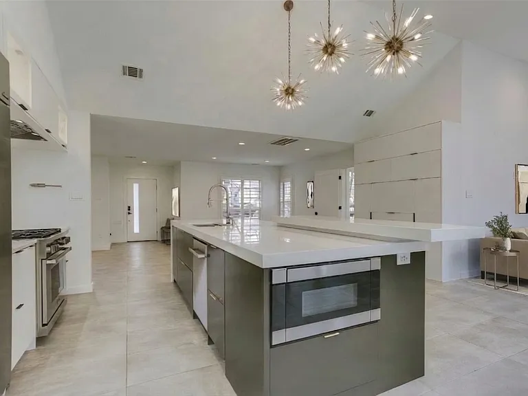 2045 Marydale Dr — Photo 21