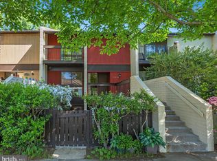 11128 Saffold Way, Reston, VA 20190