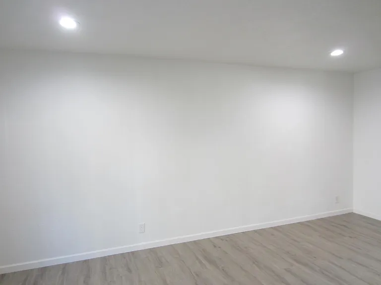 4544 Thompson St #1 — Photo 5