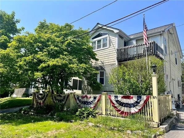 671 Narragansett Pkwy, Warwick, RI 02888