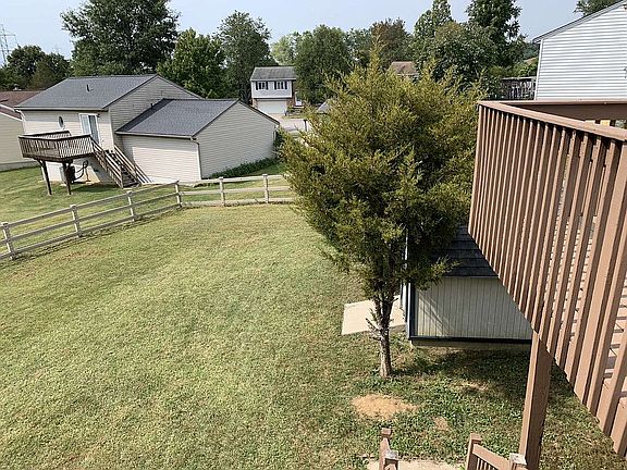 5th image of 612 Brookwood Dr