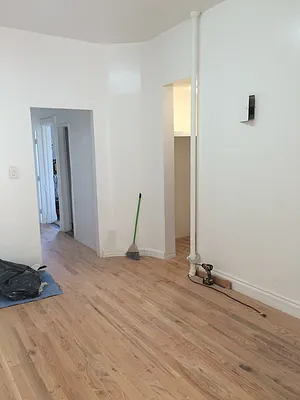 Rented by Nest Seekers International | media 30