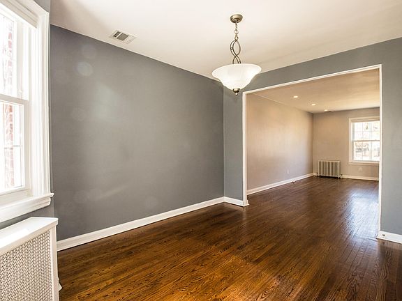 4th image of 126 D Boyden Ave