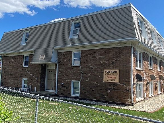 2nd image of 1627 Woodbine Dr