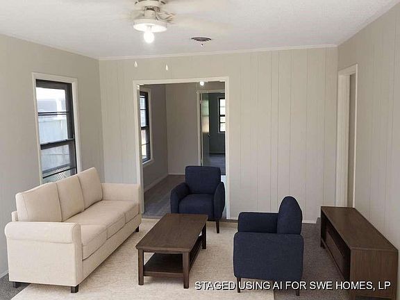 4th image of 2302 Oaklawn Dr