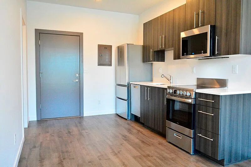 1 bed, 1.0 bath, 430 sqft, $1,395 — Photo 2