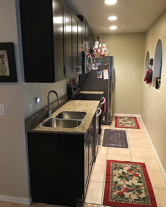 1st image of 506 SE 5th Pl