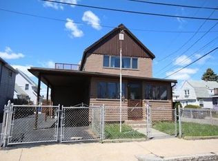 27 Billows St, Winthrop, MA 02152