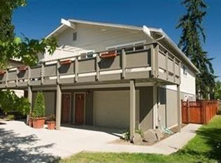 2822 SW Genesee St, Seattle, WA 98126