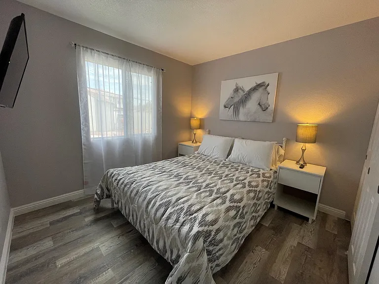 2720 Menlo Square Dr #B — Photo 11